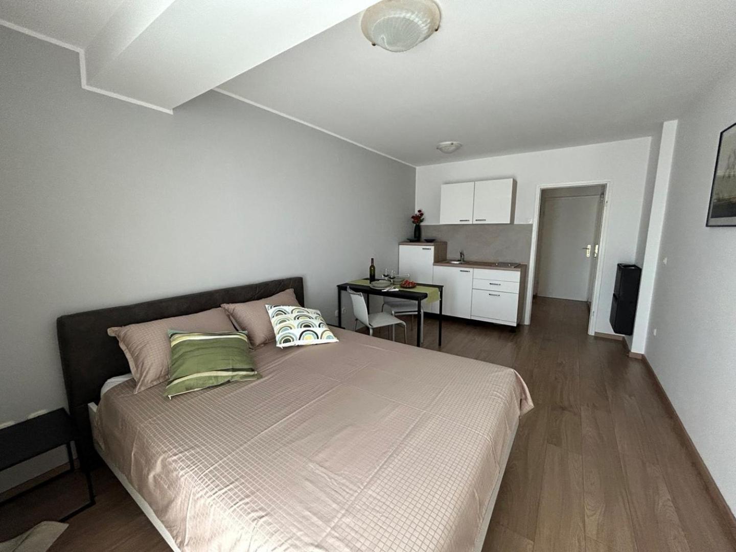 Gorgeous Biserka Apartment Near The Sea Rabac Exterior foto